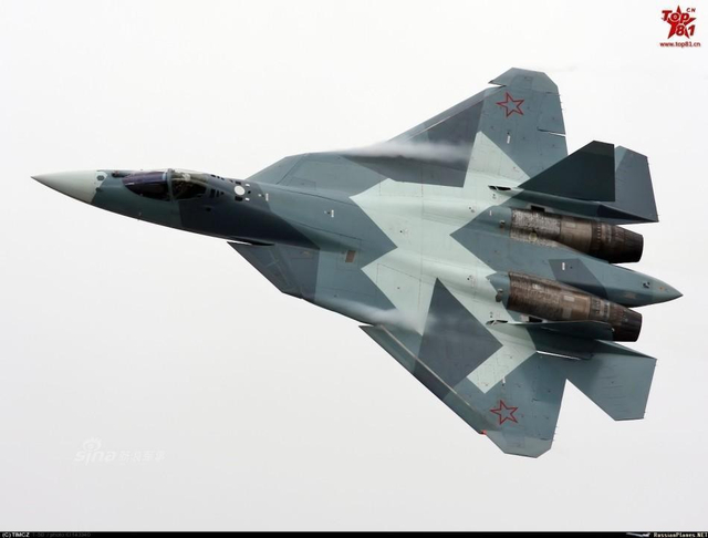 来比比外挂啊！中美俄五代机机翼挂载武器对比