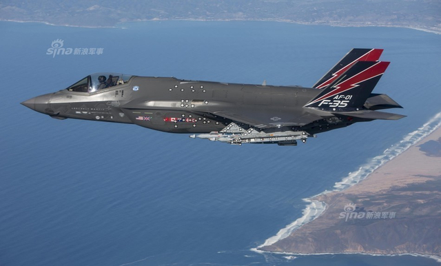 来比比外挂啊！中美俄五代机机翼挂载武器对比