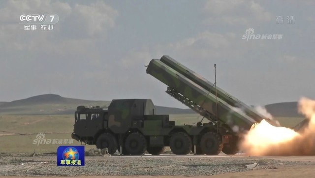 突破第一岛链的尖刀!中国东风10导弹发射细节