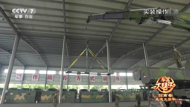 突破第一岛链的尖刀!中国东风10导弹发射细节