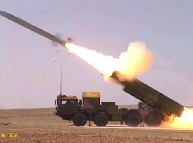 突破第一岛链的尖刀!中国东风10导弹发射细节