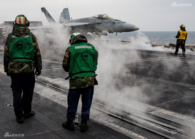 磨刀霍霍向朝鲜！美国航母打击群急速驶向韩国