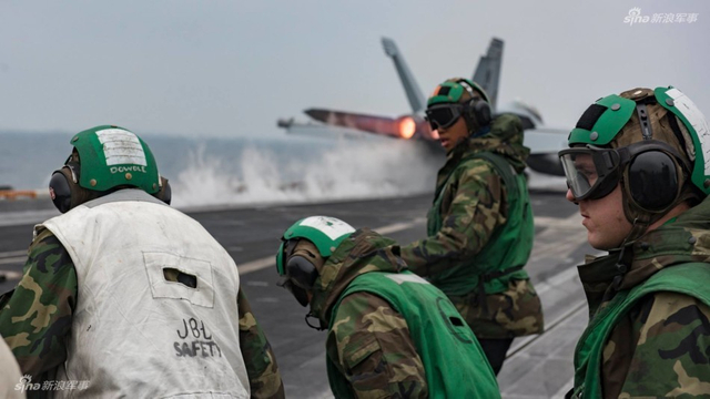 磨刀霍霍向朝鲜！美国航母打击群急速驶向韩国