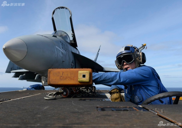 三艘航母齐聚东北亚,这是要动手? 美军又增兵