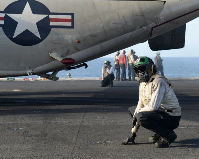 三艘航母齐聚东北亚,这是要动手? 美军又增兵