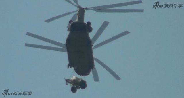 民众堵路!韩国用直升机运萨德