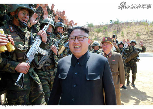 韩军服?朝鲜特种部队演练斩首