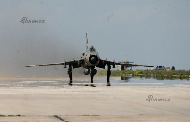 60枚战斧就打成这样?叙利亚机场继续执行作战
