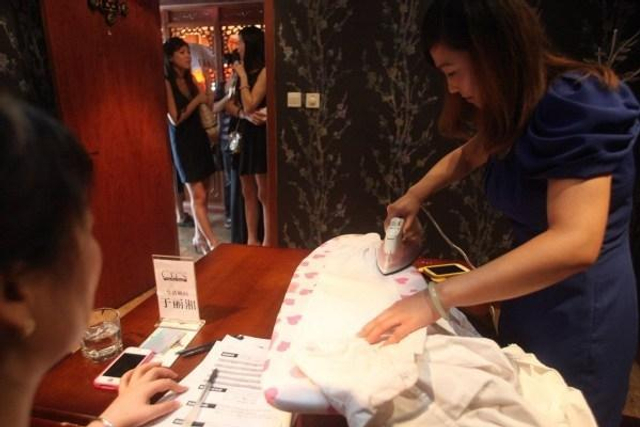 富豪相亲会成财色交易小三专场