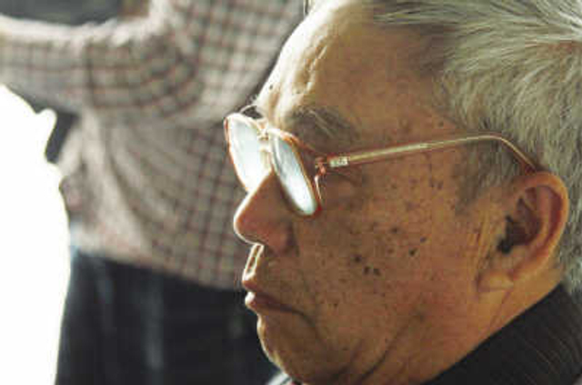 年近八旬的张老先生把毕生积蓄99万投入超日债