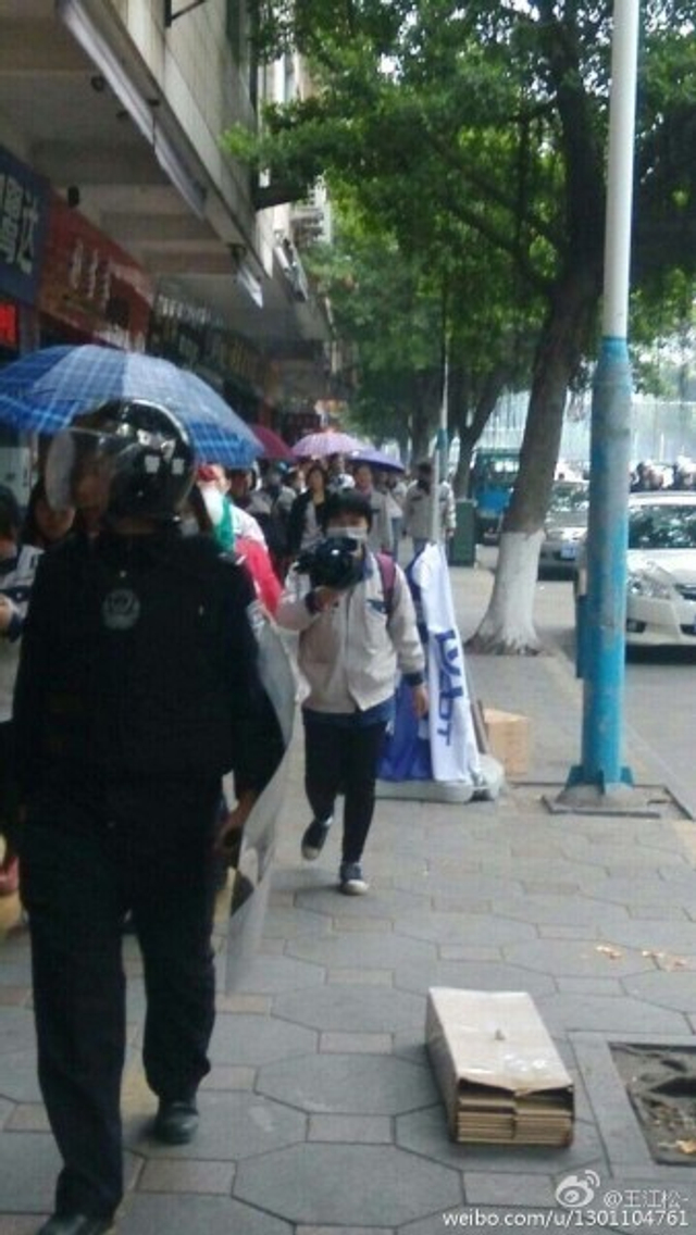 西铁城广州工厂突然解散 上千工人讨说法