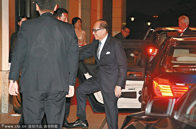 看完马云王健林的保镖再看李嘉诚的 不能比！ 