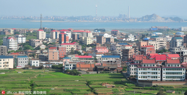 莆田系起源地东庄镇 民营医疗广告随处可见