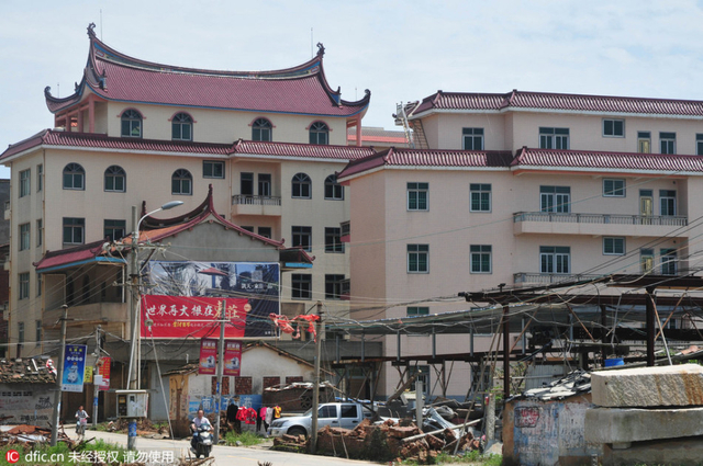 莆田系起源地东庄镇 民营医疗广告随处可见