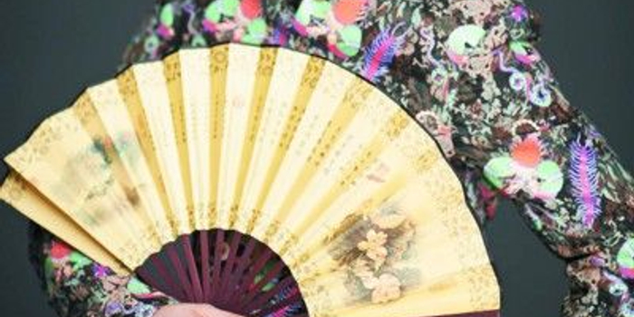 《全能星战》胡彦斌混搭老生和青衣唱法