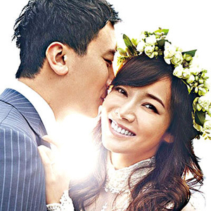 侯佩岑黄伯俊大婚 侯妈心满意足:这么好的女婿_手机新浪网