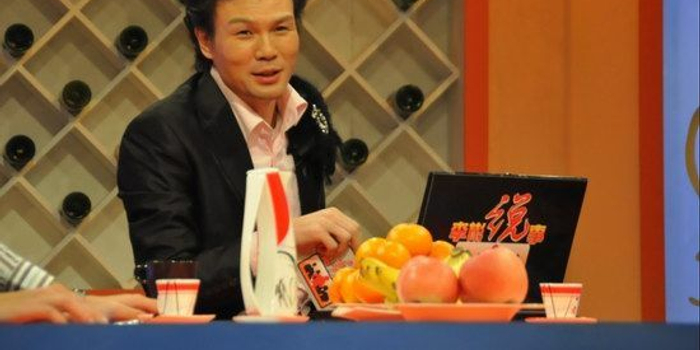 《李彬说事》揭娱乐圈黑幕 柳岩大爆潜规则(图