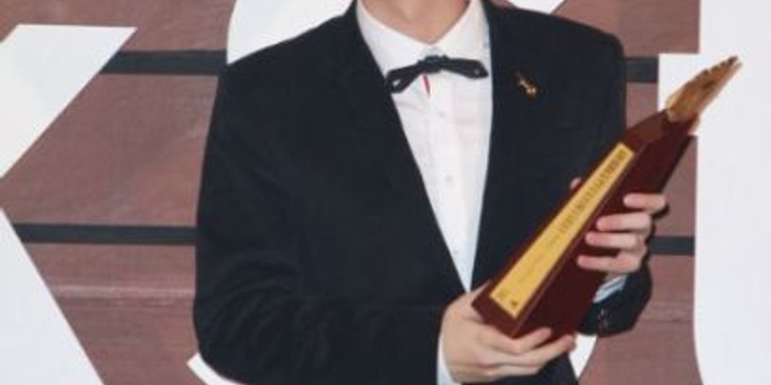 胡彦斌缺席《梦想合唱团》 胡夏获奖返京助阵