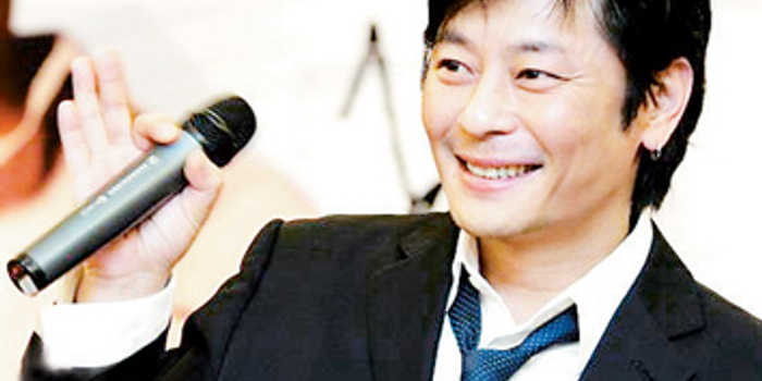 王杰回家开个唱(附图)