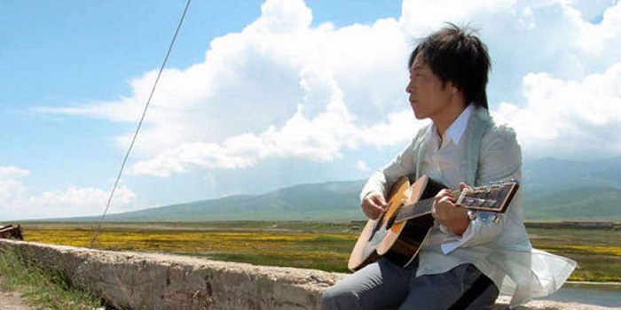 许巍调侃汪峰套路歌词:我的歌里也有