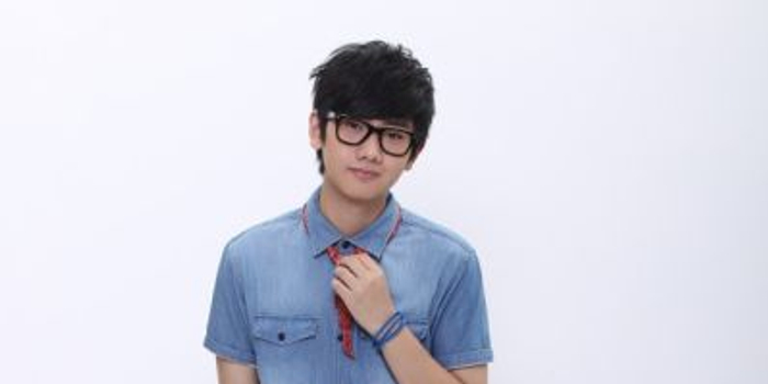 汪苏泷《万有引力》来势汹汹(组图)