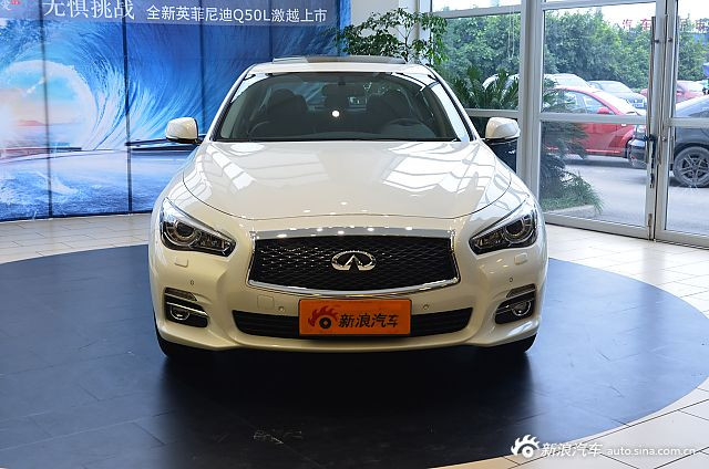 2015款英菲尼迪Q50L实拍