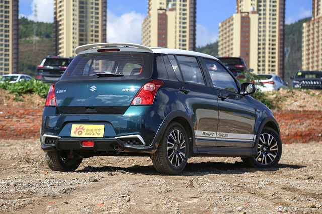 2013款雨燕1.5L自动20周年限量版