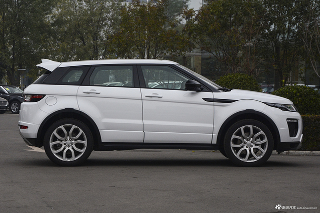 2018款揽胜极光2.0T自动智锐版240PS