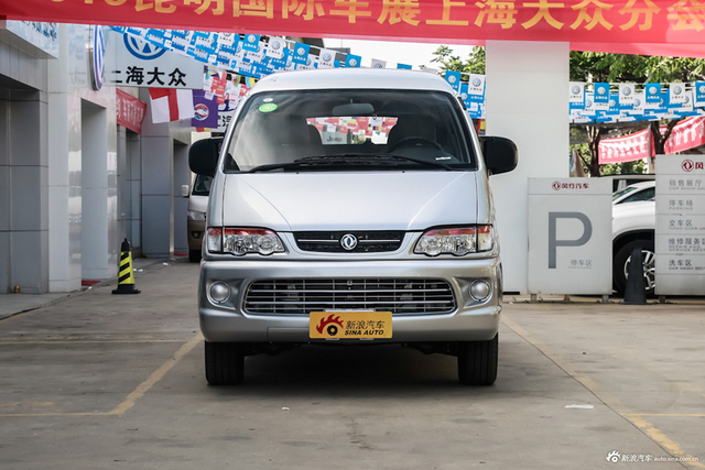 2016款菱智V3 1.5L手动标准型国五