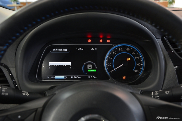 实拍|日产轩逸纯电动版 续航338km45分钟充80%