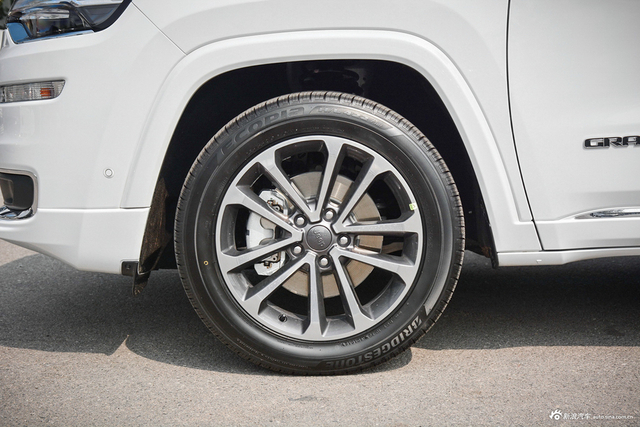 实拍Jeep全新大指挥官