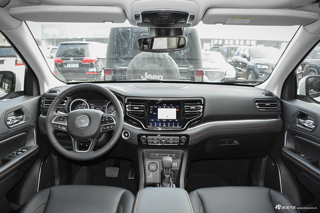 实拍Jeep全新大指挥官