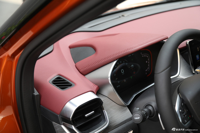 实拍吉利缤越运动版