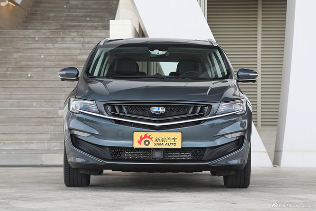 实拍|吉利首款MPV—嘉际 瞄准“大家庭”