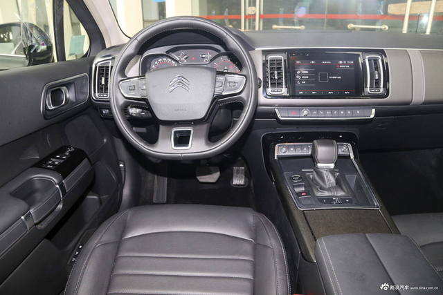 2017款雪铁龙C6 1.8T自动豪华型