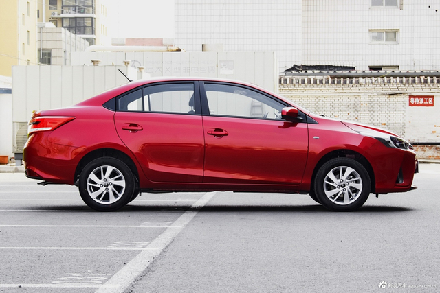 2017款致享1.5L自动炫动天窗版