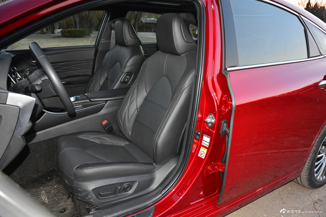 实拍|丰田全新亚洲龙 或26万起？