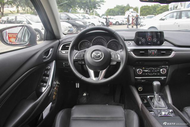 2017款阿特兹2.5L自动蓝天至尊版