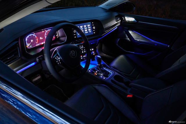 图集|全新一代速腾长这样 时尚感增强