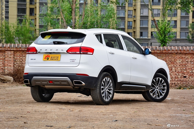 2017款哈弗H6 换代2.0T自动两驱智尚型蓝标