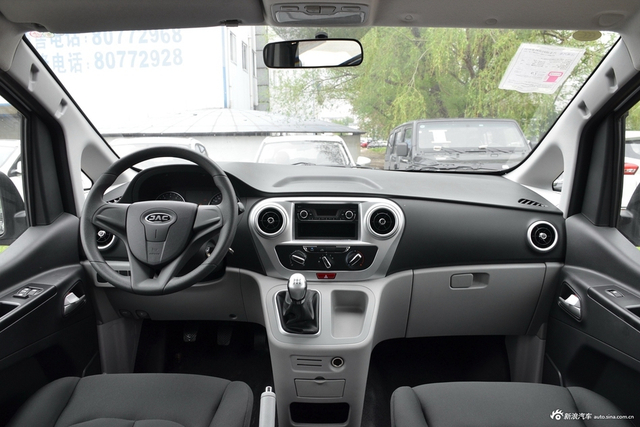 2018款瑞风M3 1.6L手动速运版5座