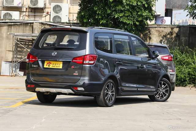 2016款风行S500 1.6L自动尊享型