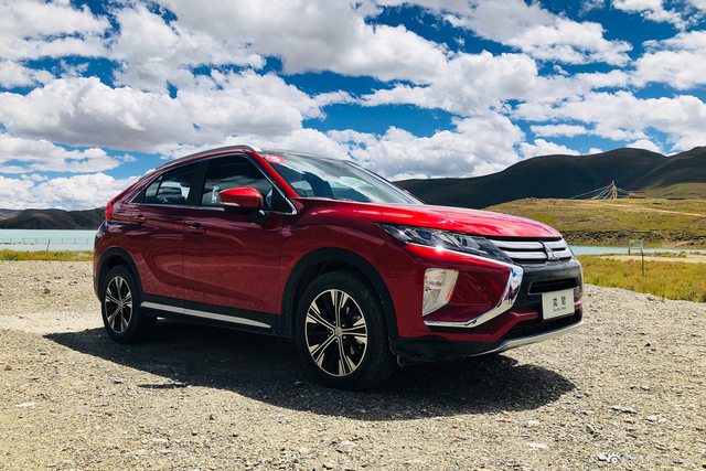 Eclipse重现 三菱全新紧凑级轿跑SUV-奕歌