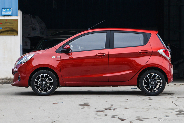 2015款奔奔1.4L自动IMT尊贵型国5 