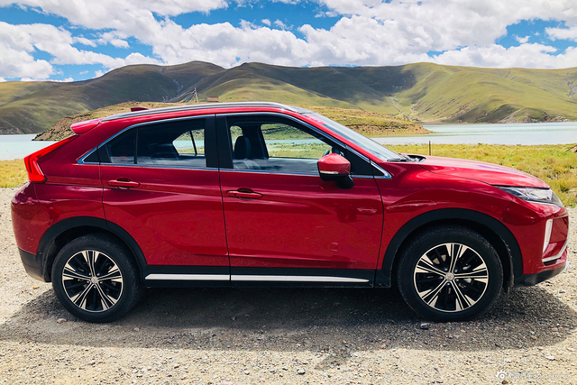 Eclipse重现 三菱全新紧凑级轿跑SUV-奕歌