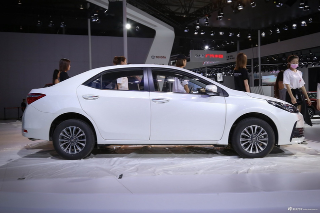 成都车展新车抢先看 实拍丰田卡罗拉