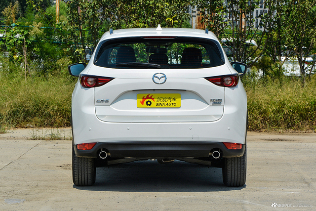 2017款马自达CX-5 2.5L自动四驱智尊型