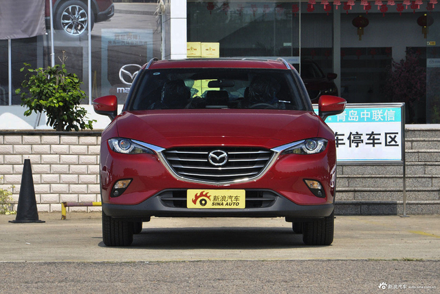 2018款马自达CX-4 2.5L自动四驱蓝天激情版
