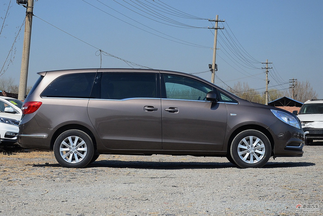 2017款GL8 2.5L自动舒适型