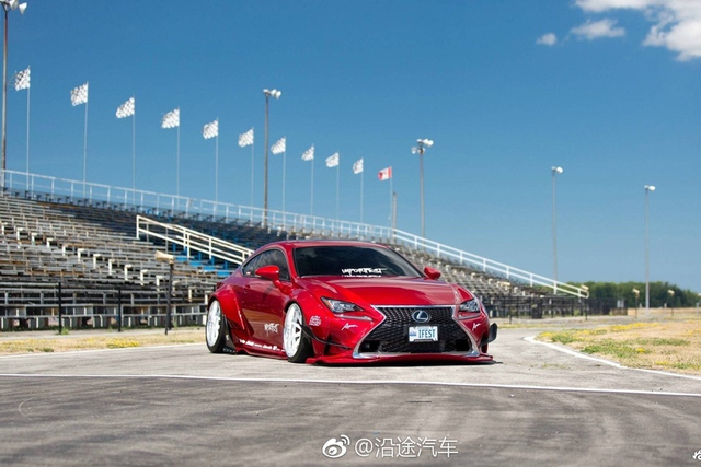 烈焰红唇，激情无限，雷克萨斯RC350大赏！ 